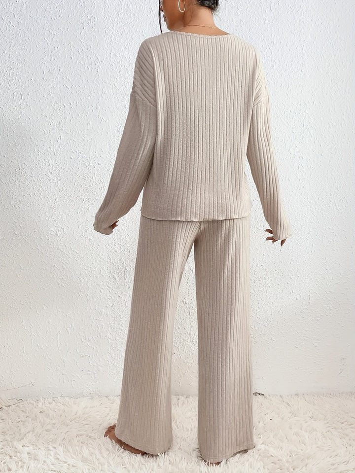 LANA™ | Elegant set för kvinnor med ribbad tröja och rak ben