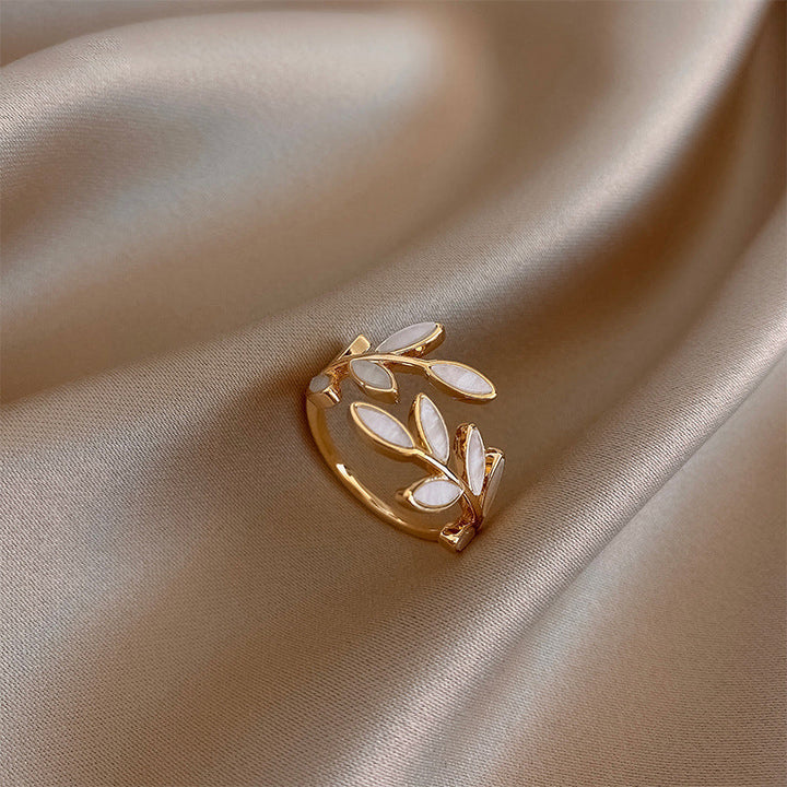 MELISSA LUNARE | LJUSREFLEKTIONER RING
