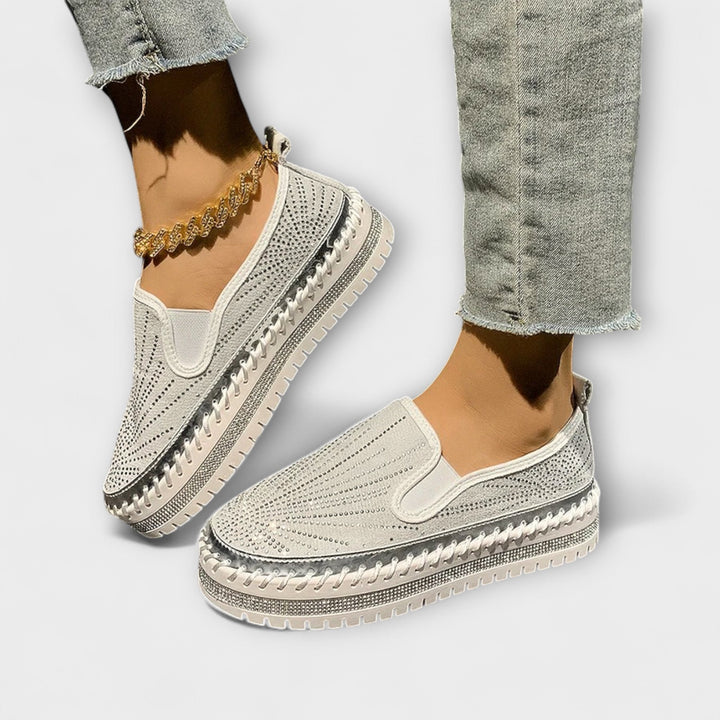Sable | Slip-on med glittrande sten detaljer