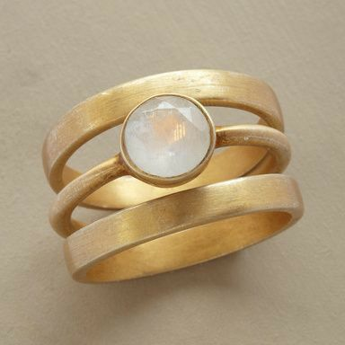 LUNA D’ARGENTO | SÖMNAR AV NATTEN RING