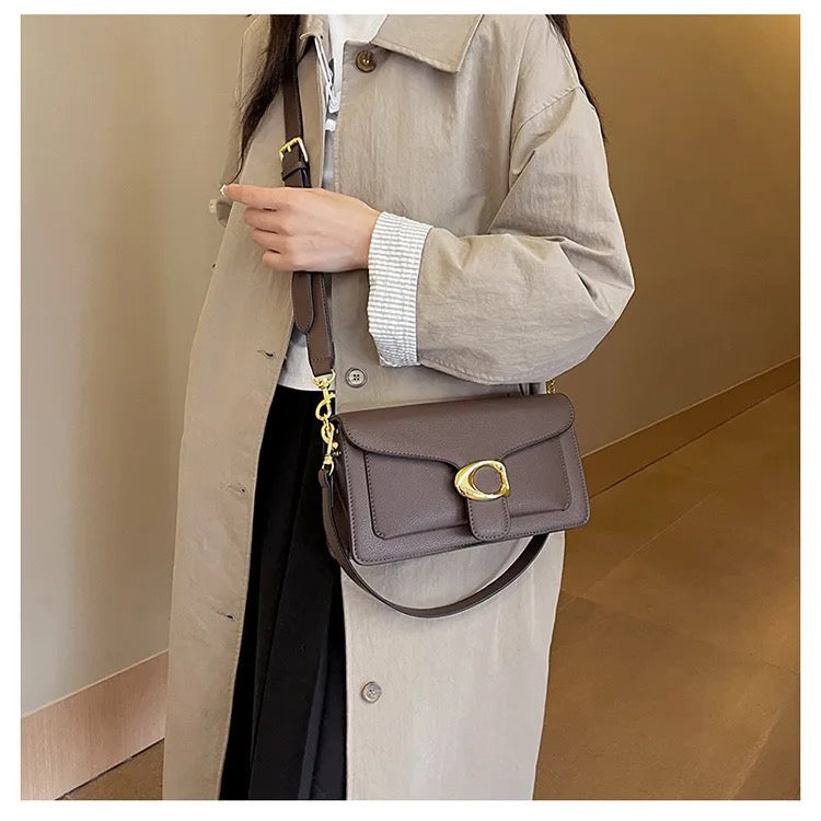 Daisy | Axelremsväska