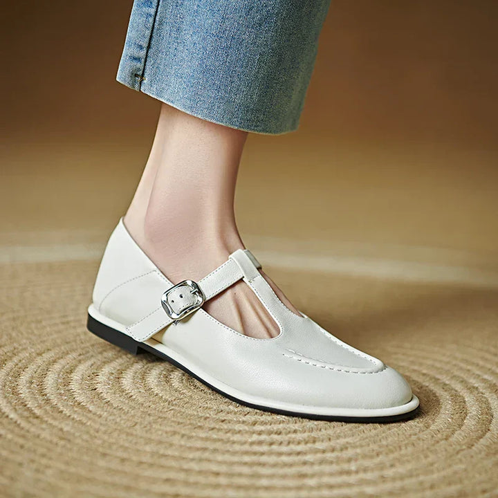 Elin ™| Selvana Low-Heeled Pumps