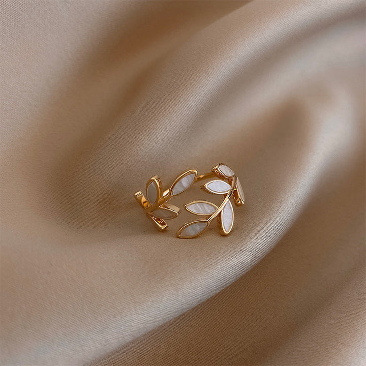 MELISSA LUNARE | LJUSREFLEKTIONER RING