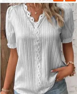 LANA™ | Mira – Feminin topp med spetsdetaljer