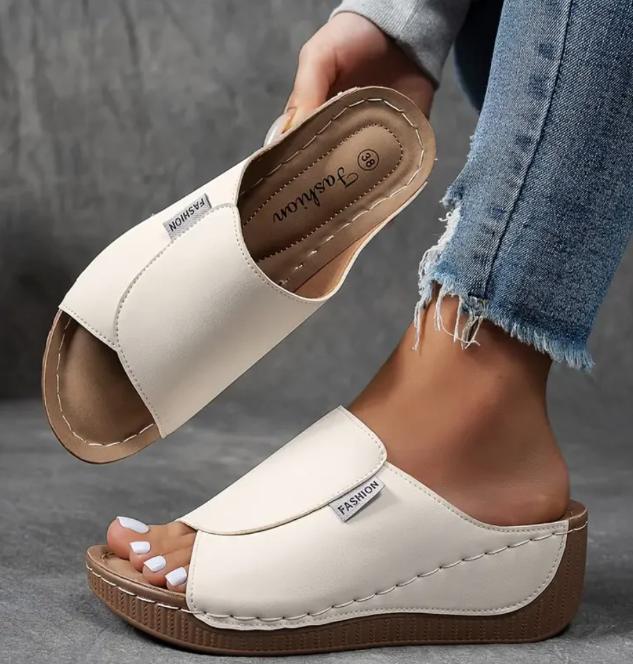 LindraSandal– Ergonomiska och halkfria sandaler för smärtlindring