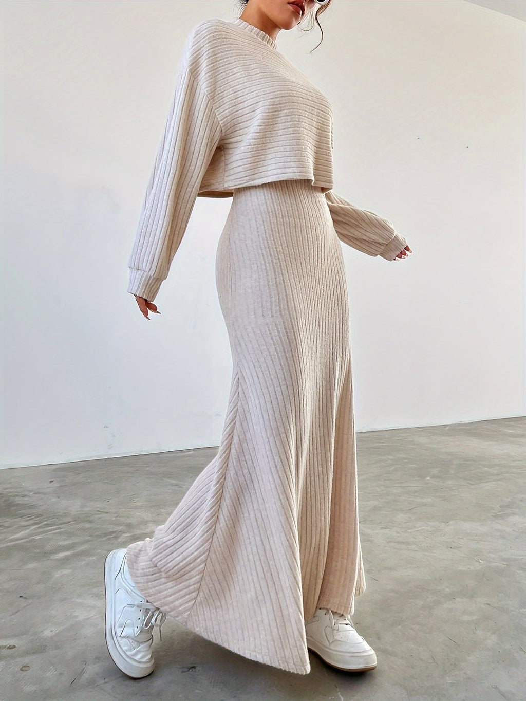 LANA™ | Avslappnad klänning för kvinnor + Gratis tröja