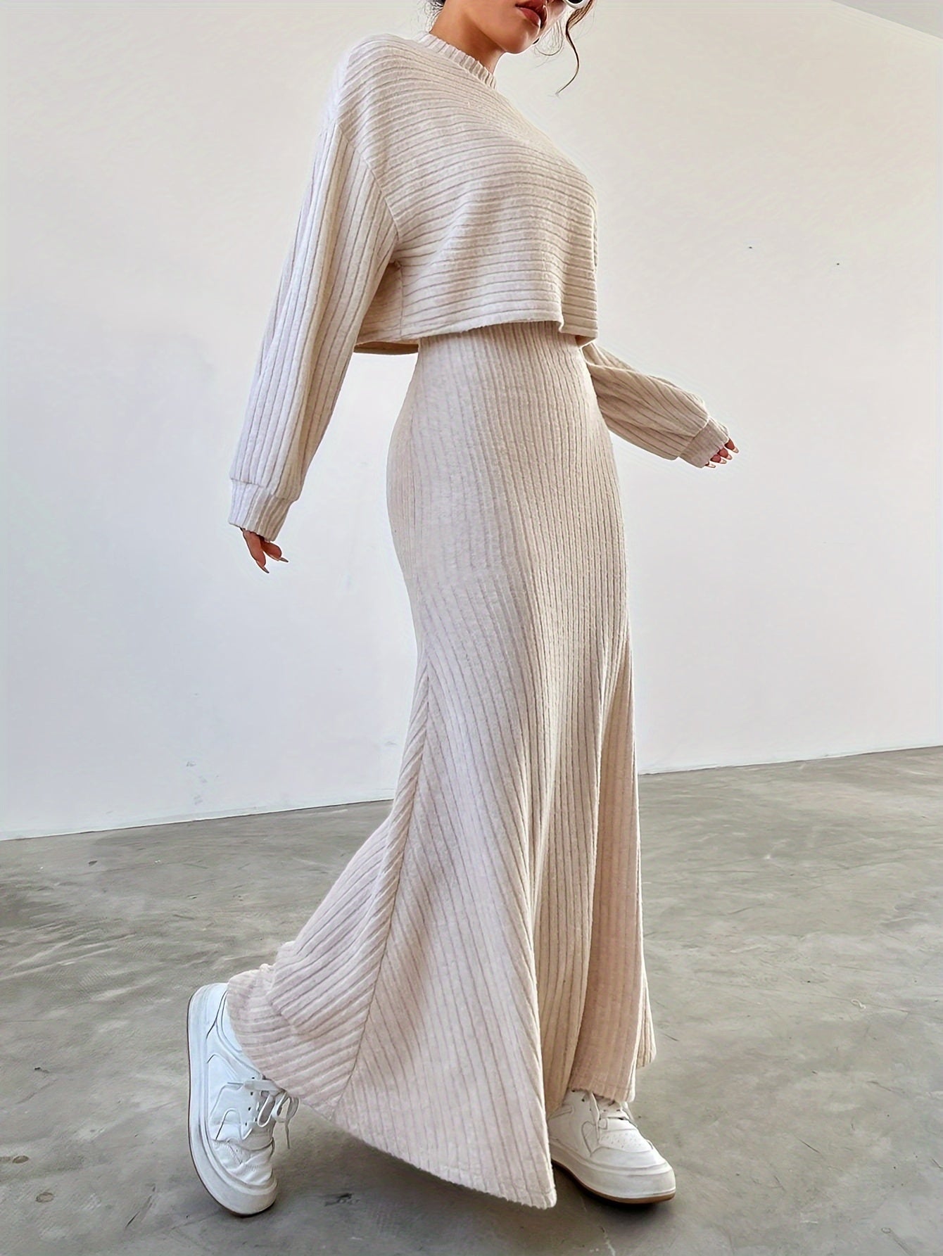 LANA™ | Avslappnad klänning för kvinnor + Gratis tröja