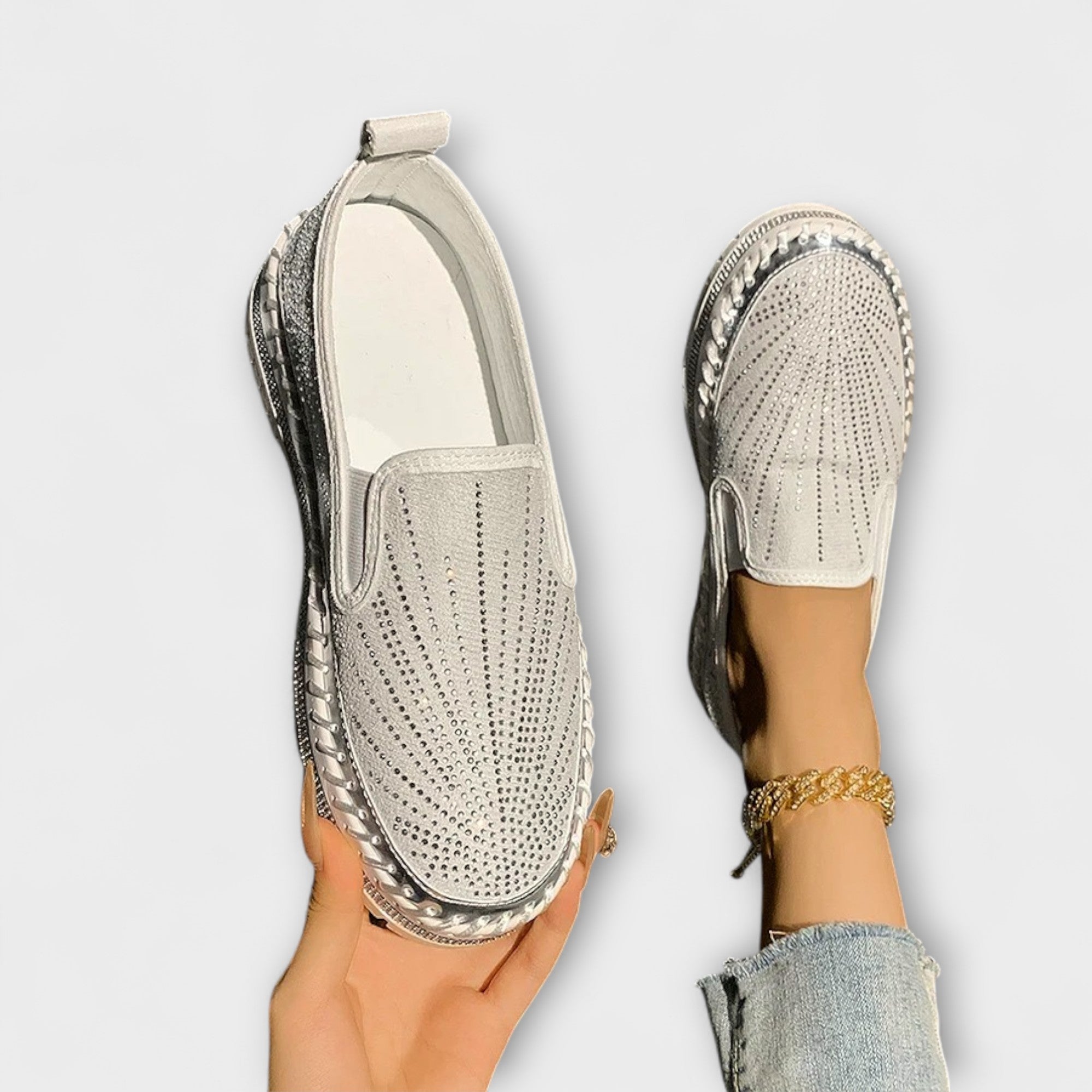 Sable | Slip-on med glittrande sten detaljer