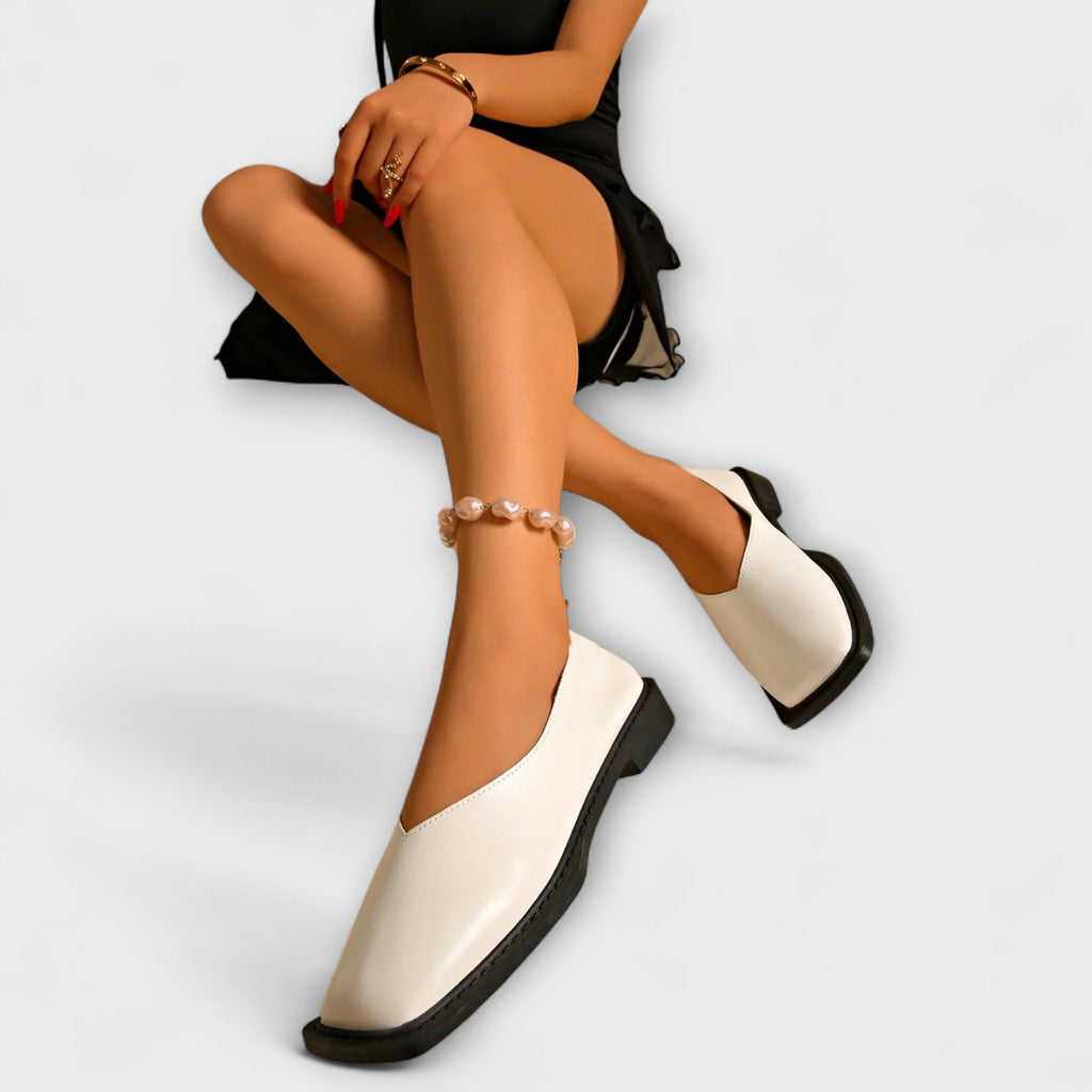 Ulani | Statement flats med djurinspirerat mönster