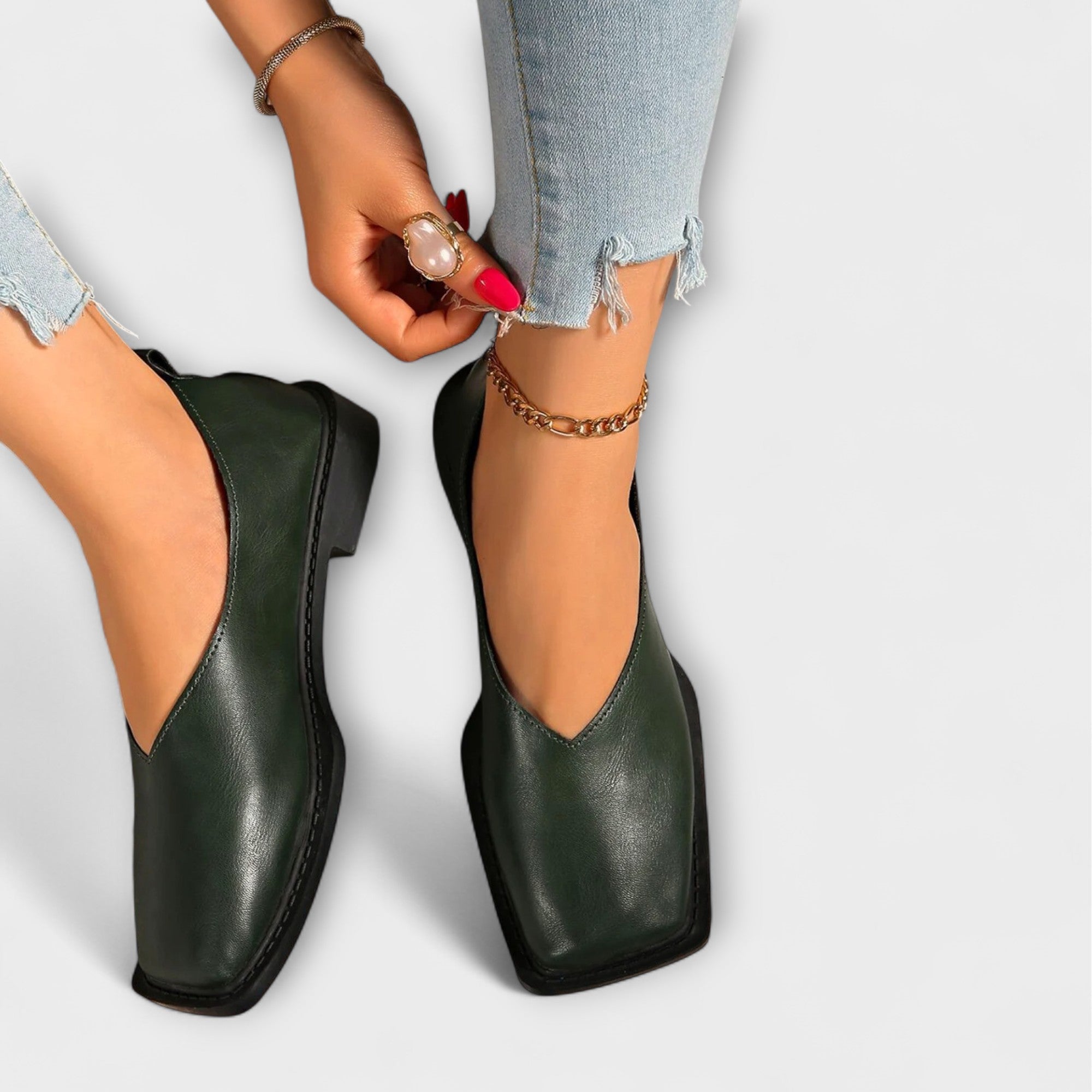 Ulani | Statement flats med djurinspirerat mönster