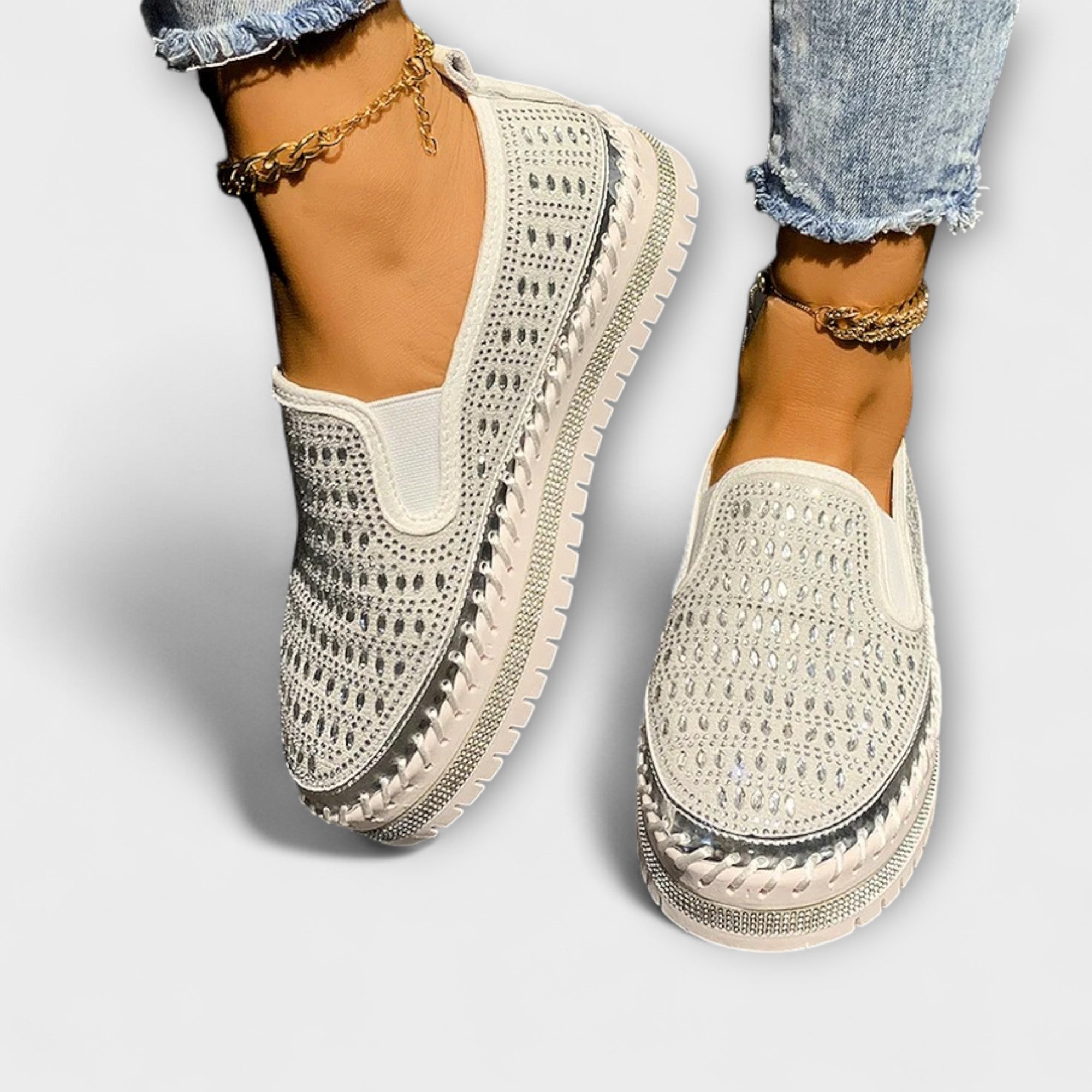 Thalia | Slip-on med perforerad glamdesign