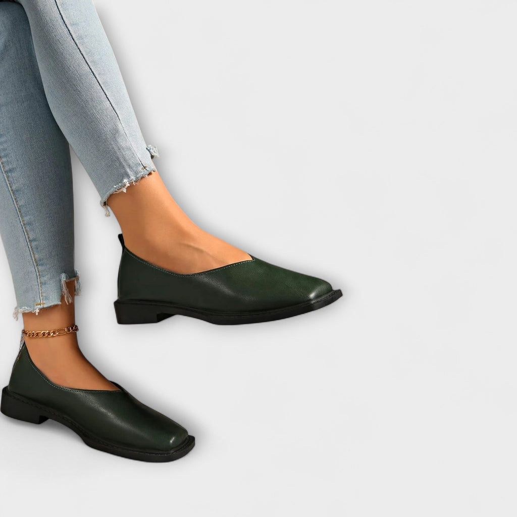 Ulani | Statement flats med djurinspirerat mönster