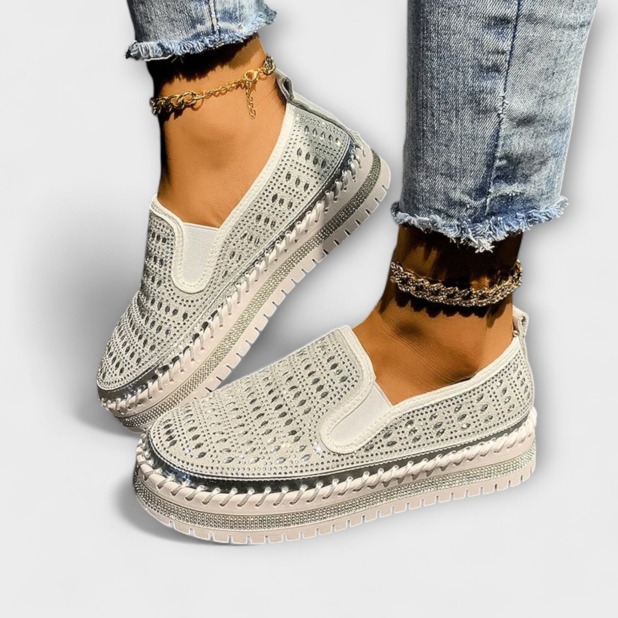 Thalia | Slip-on med perforerad glamdesign