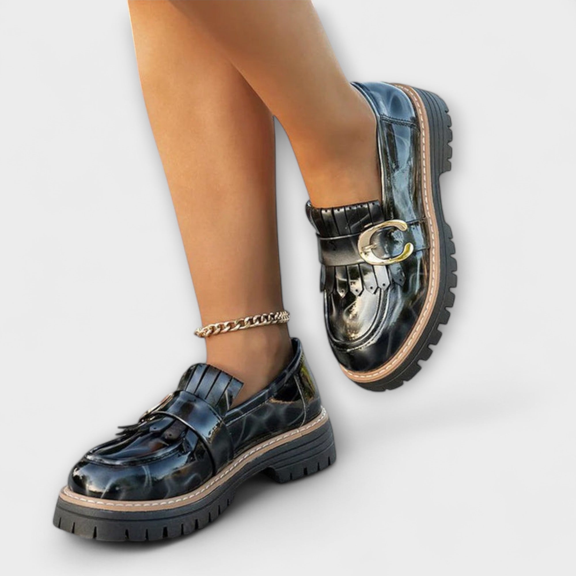 Nova | Chunky loafers med spänne och fransar