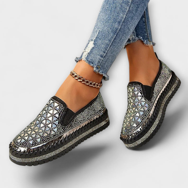 Vada | Slip-ons med lyxigt glansmönster