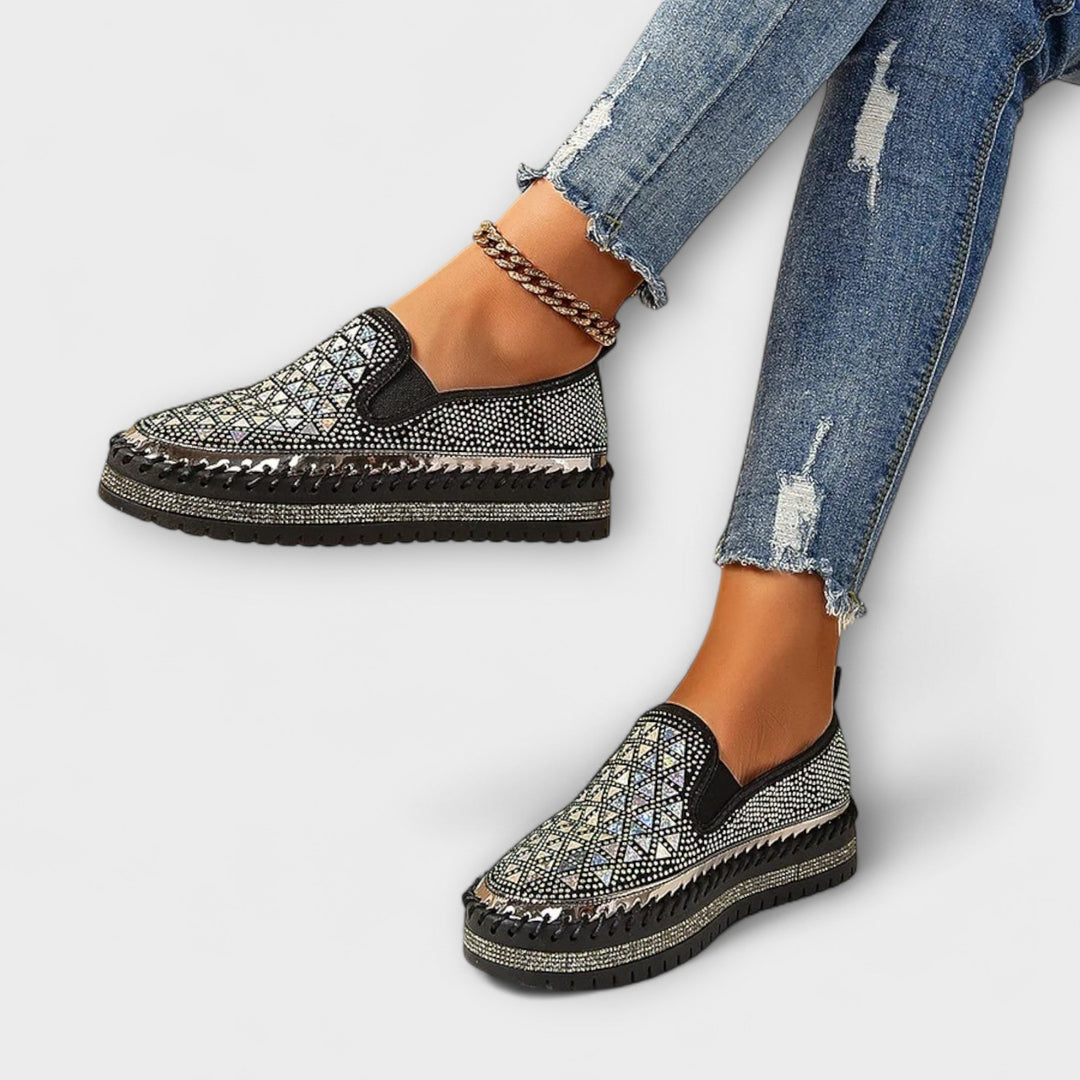 Vada | Slip-ons med lyxigt glansmönster