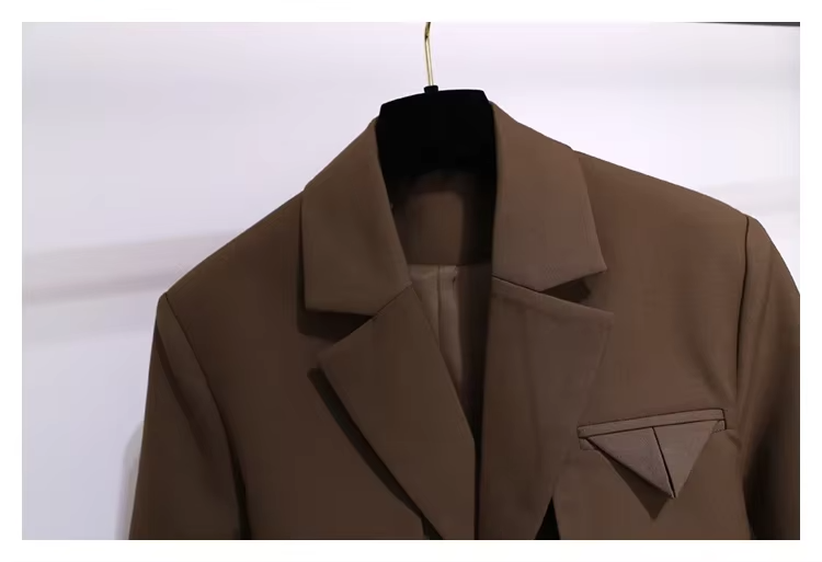 Layla™ - Chic Kedjebälte Blazer