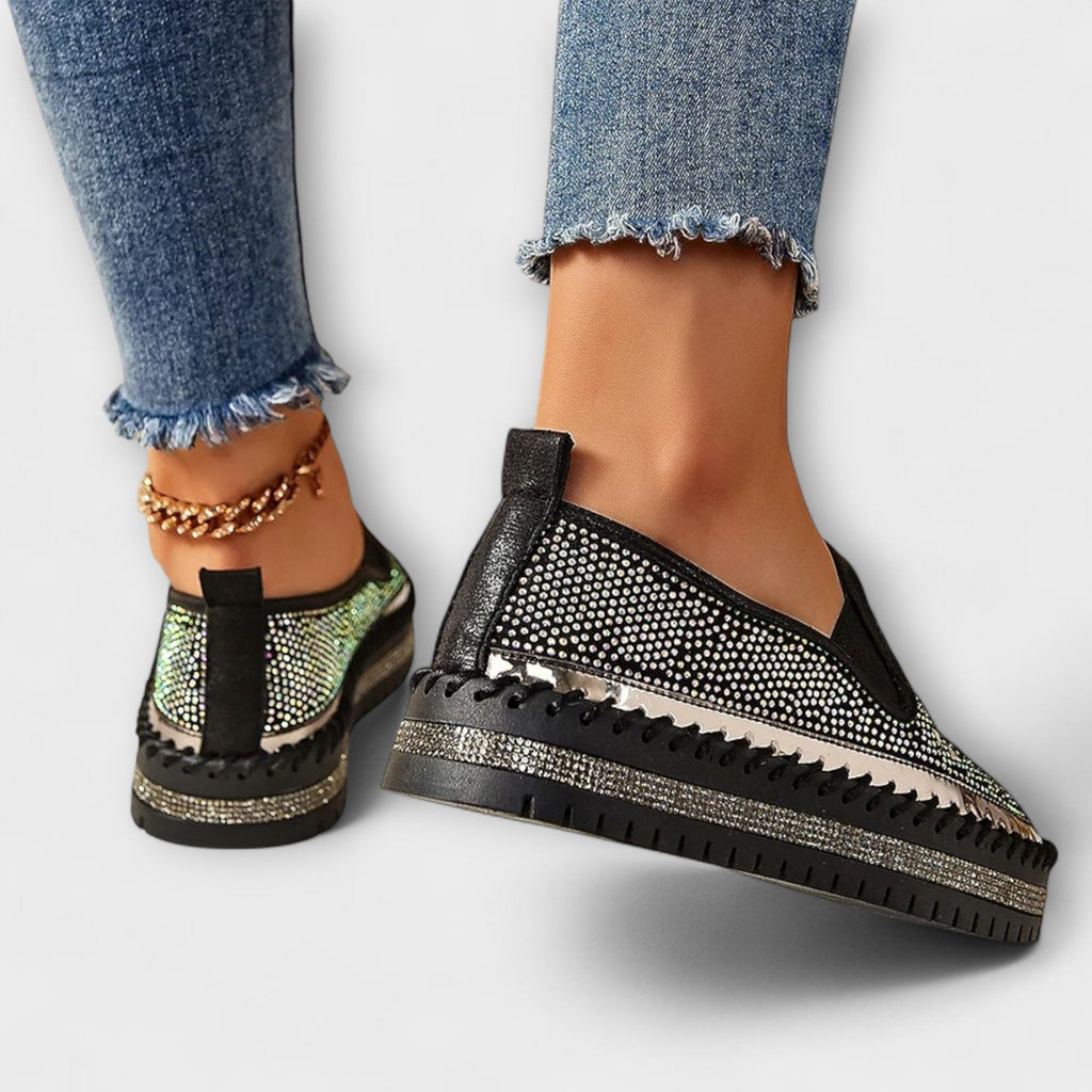 Vada | Slip-ons med lyxigt glansmönster