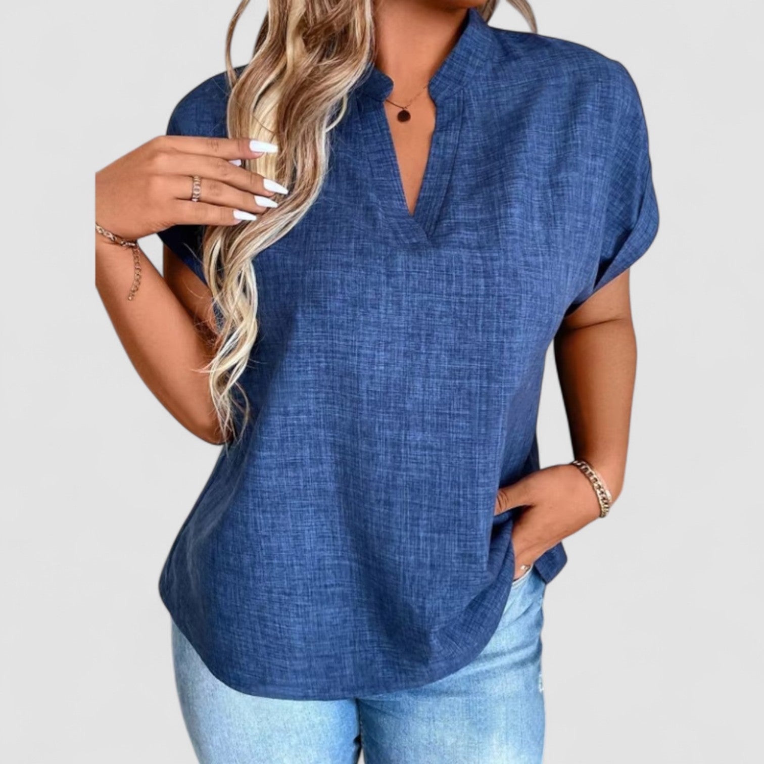 LANA™ | Elinor – Topp med mjukt fall och avslappnad v-ringning