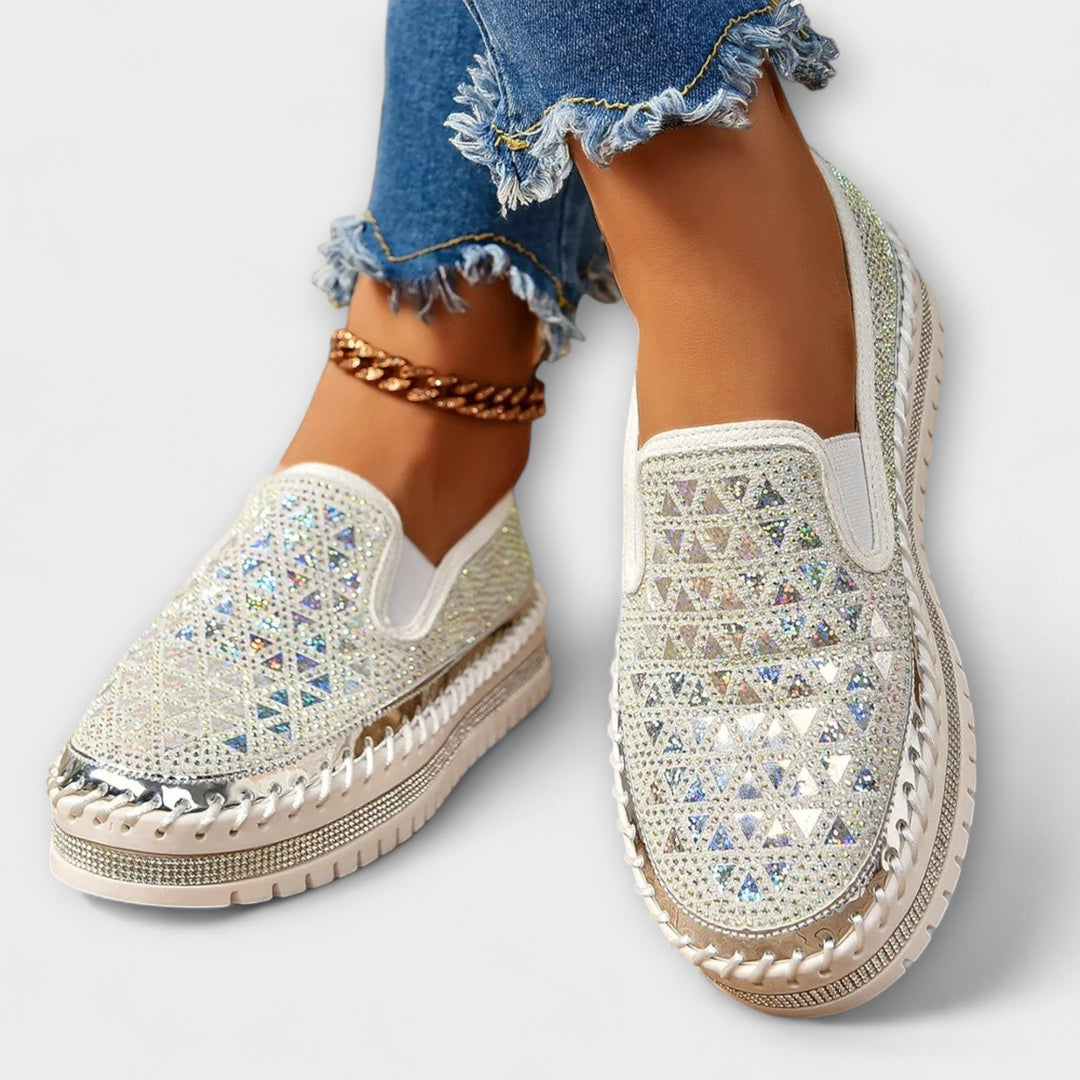 Vada | Slip-ons med lyxigt glansmönster