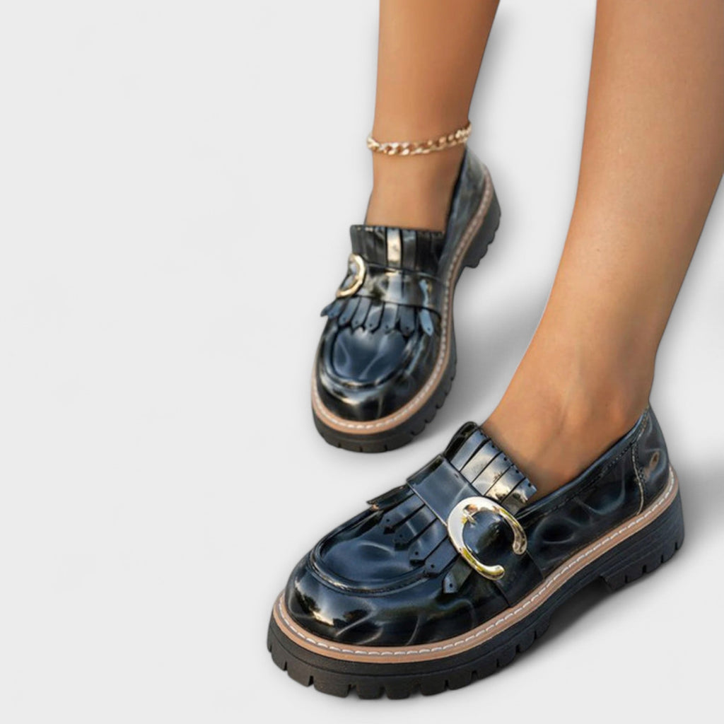 Nova | Chunky loafers med spänne och fransar