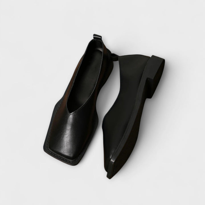 Ulani | Statement flats med djurinspirerat mönster