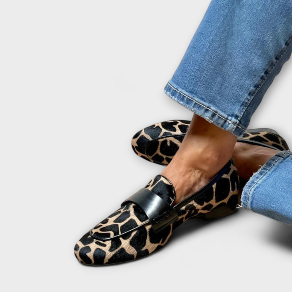 Haisley | Statement loafers med djurmönster