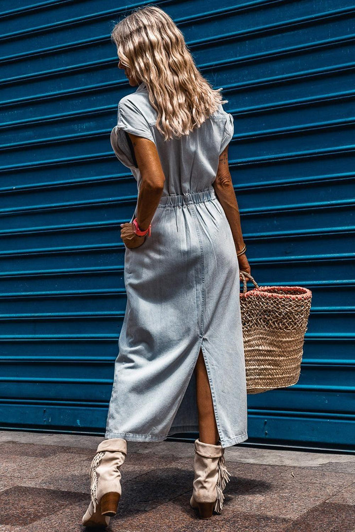 LANA™ | Isabelle - Denimklänning med eleganta, korta fladdermusärmar