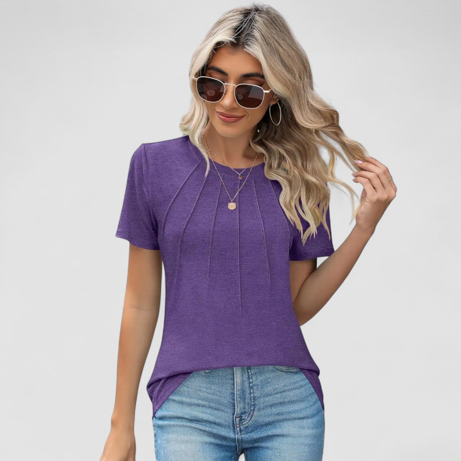 LANA™ | Noelie – Kortärmad topp med sömdetaljer